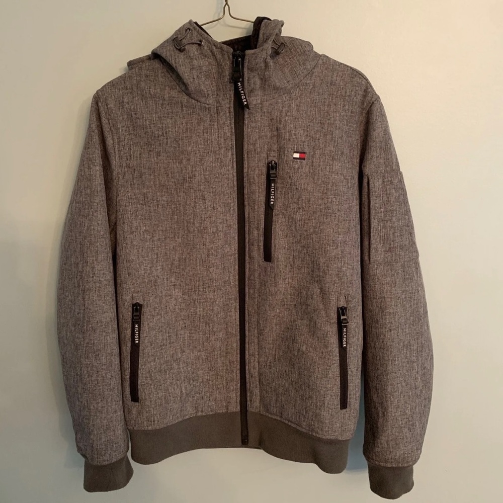Men’s Tommy Hilfiger gray jacket size Xanax